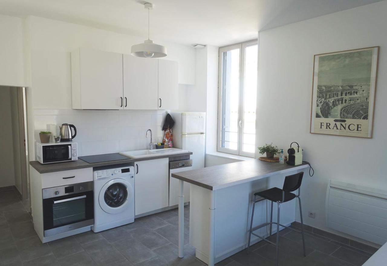 Maison Carree/Coeur Historique De Nimes - Superbe Appt 55M² Εξωτερικό φωτογραφία