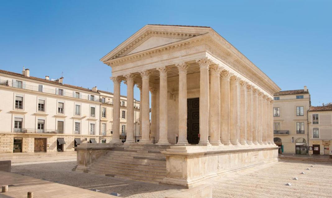 Maison Carree/Coeur Historique De Nimes - Superbe Appt 55M² Εξωτερικό φωτογραφία